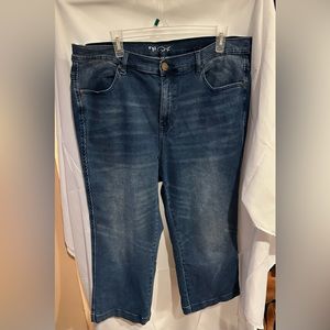 DG2 capri length denim jeans